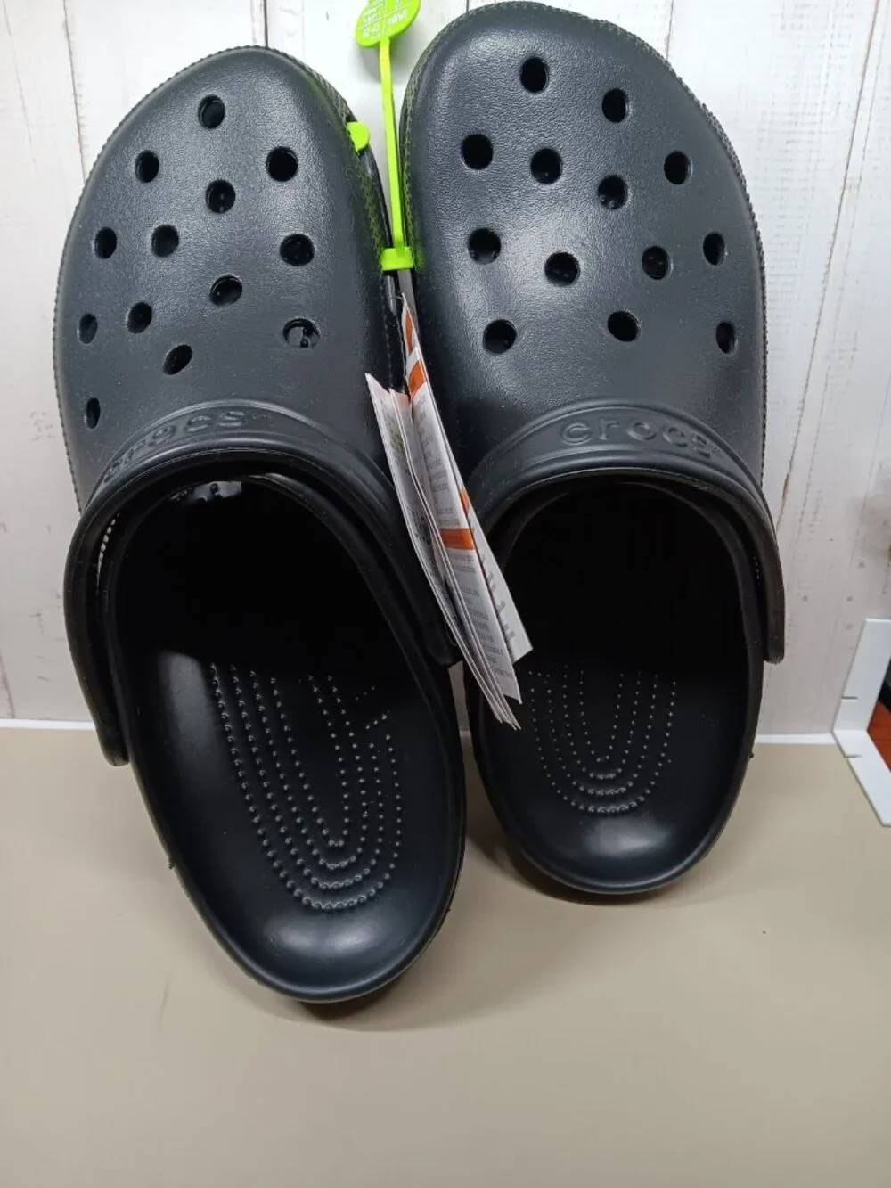 Crocs Mens 9/ Womens 11 Black Classic Brand New with Original Bag - Picture 1 of 7